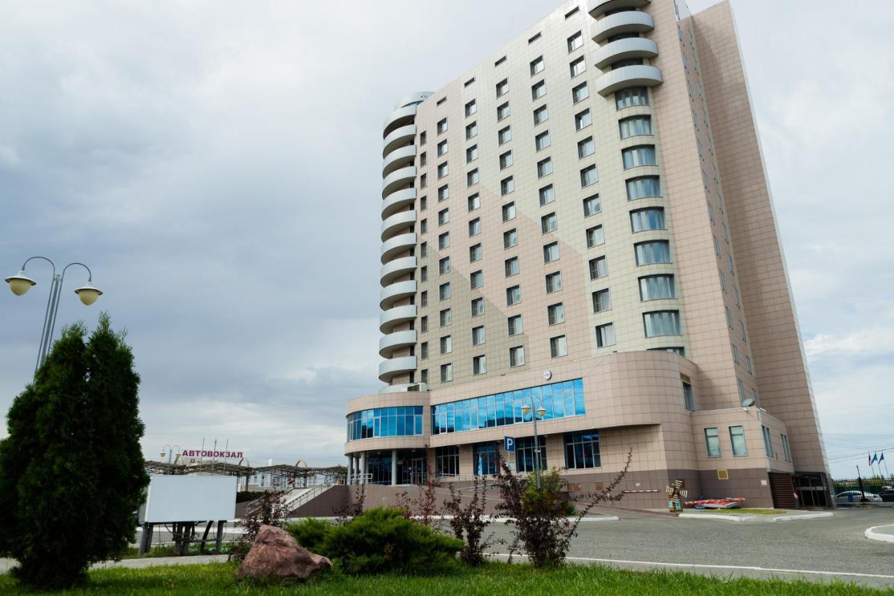 Park Inn By Radisson Astrakhan Exterior photo